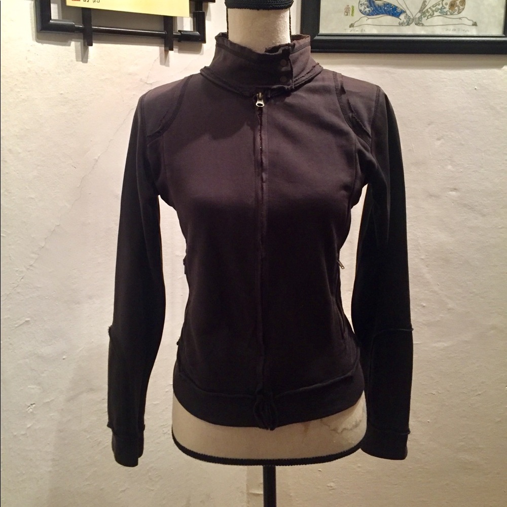 Dead Cities zippered sweater jacket. Skull/rose.